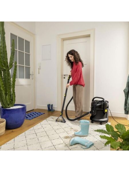 KARCHER SE 4 BLACK EDİTİON HALI KOLTUK YIKAMA MAKİNESİ