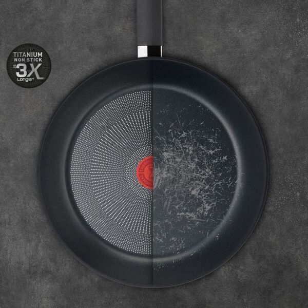 TEFAL TİTANYUM 3X FORCE TAVA 28 CM
