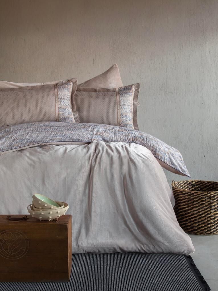 APRİCİTAS ÇİFT KİŞİLİK MY TOUCH KADİFE NEVRESİM TAKIMI HILLY VİZON