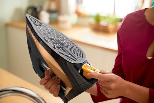 PHİLİPS DST-7040/80 BUHARLI ÜTÜ