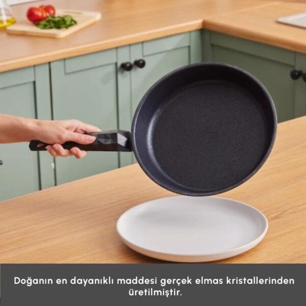 KARACA BİODİAMOND ANTİBAKTERİYEL KULP TAVA 26 CM 2,3 LİTRE