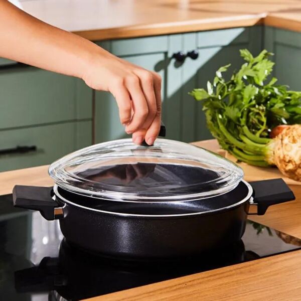 KARACA SWISS CRYSTAL 26 CM KARNIYARIK TENCERE BLACK