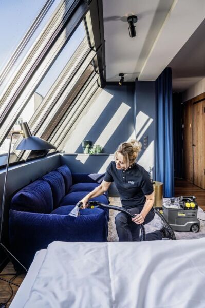 KARCHER PUZZI 8/1 KOLTUK YIKAMA MAKINESİ