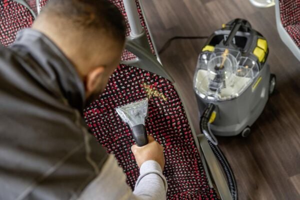 KARCHER PUZZI 8/1 KOLTUK YIKAMA MAKINESİ