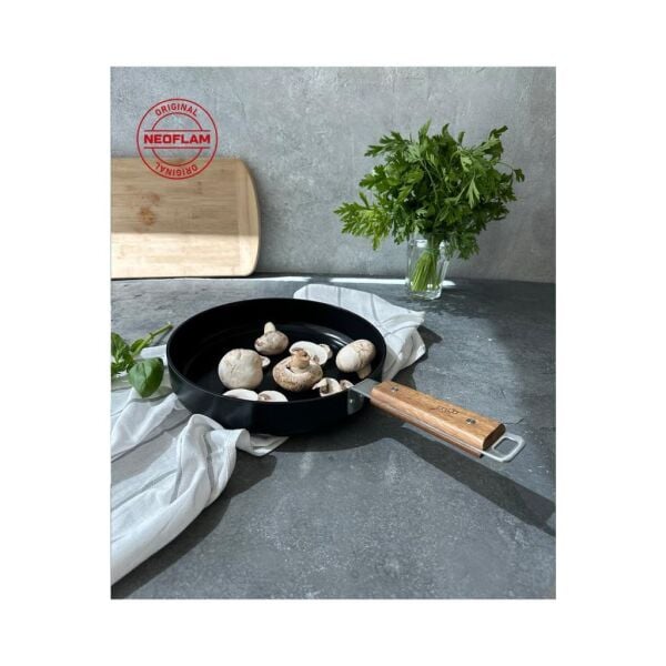 NEOFLAM BIEN ALÜMİNYUM DÖKÜM TAVA SİYAH 24 CM