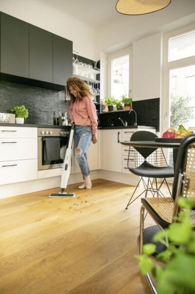 KARCHER SC3 UPRIGHT BEYAZ BUHARLI TEM.MAK.
