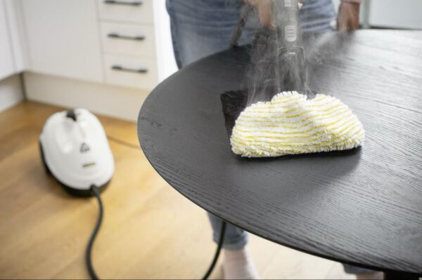 KARCHER KST 2  EU BUHARLI TEMİZLİK MAKİNESİ BEYAZ